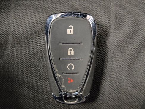 Used 2019 Chevrolet Trax LT w/ LT Convenience Package image 32