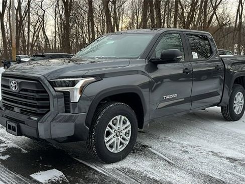 New 2026 Toyota Tundra SR5 image 3
