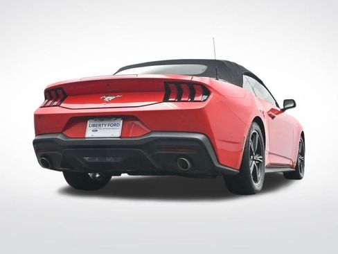 Used 2024 Ford Mustang Convertible image 36