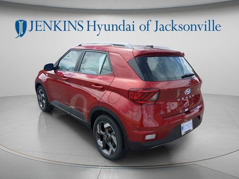 New 2026 Hyundai Venue SEL FWD image 5