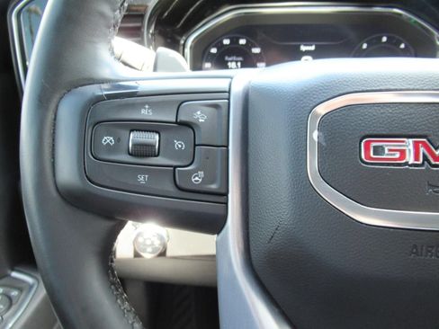 Used 2023 GMC Sierra 1500 SLT w/ SLT Premium Package AWD/4WD image 23
