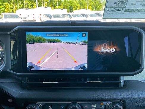 New 2026 Jeep Gladiator Sport image 13