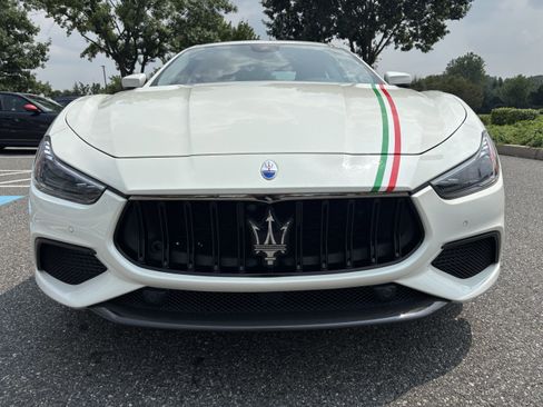 Used 2021 Maserati Ghibli Trofeo image 10