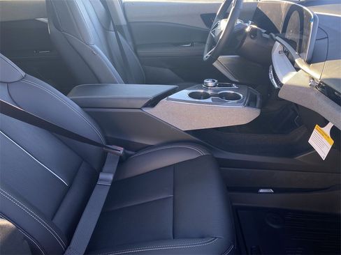 New 2026 Cadillac Optiq Sport 2 image 42