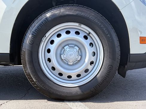 Used 2025 Ford Maverick XL w/ Equipment Group 102A image 10