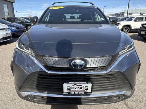 Used 2021 Toyota Venza image 8