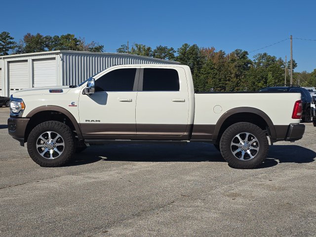Used 2023 RAM 3500 Limited AWD/4WD image 2