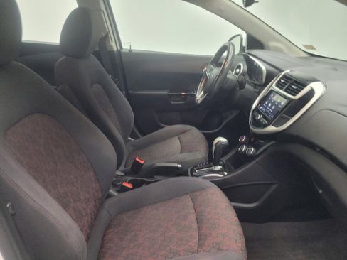 Used 2018 Chevrolet Sonic LT w/ Convenience Package FWD image 21