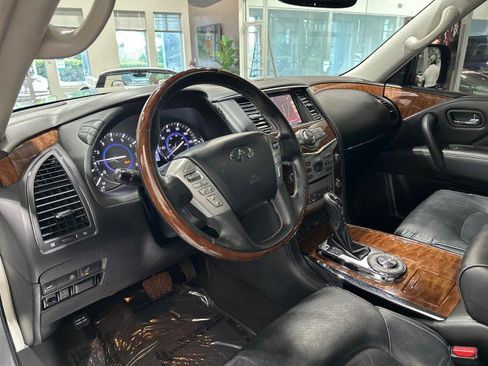 Used 2019 INFINITI QX80 Luxe w/ Proassist Package RWD image 3