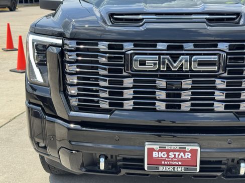Used 2025 GMC Sierra 2500 Denali Ultimate AWD/4WD image 15