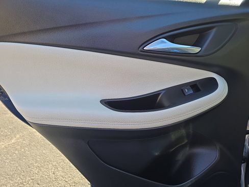 Used 2022 Buick Encore GX Essence w/ Advanced Technology Package image 26