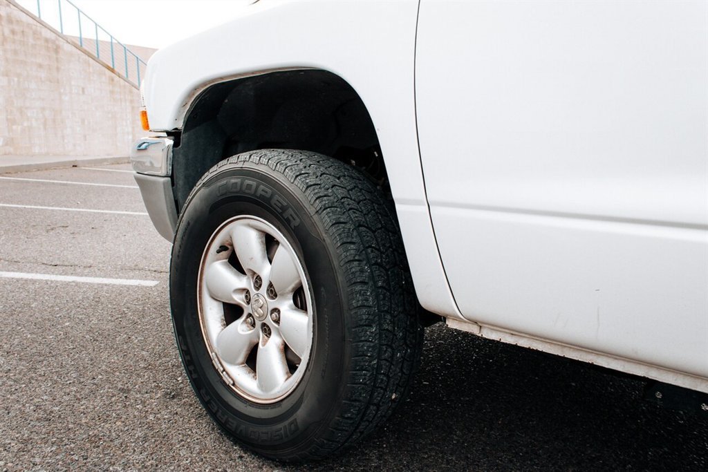 Used 2004 Dodge Dakota SLT w/ Trailer Tow Group AWD/4WD image 10