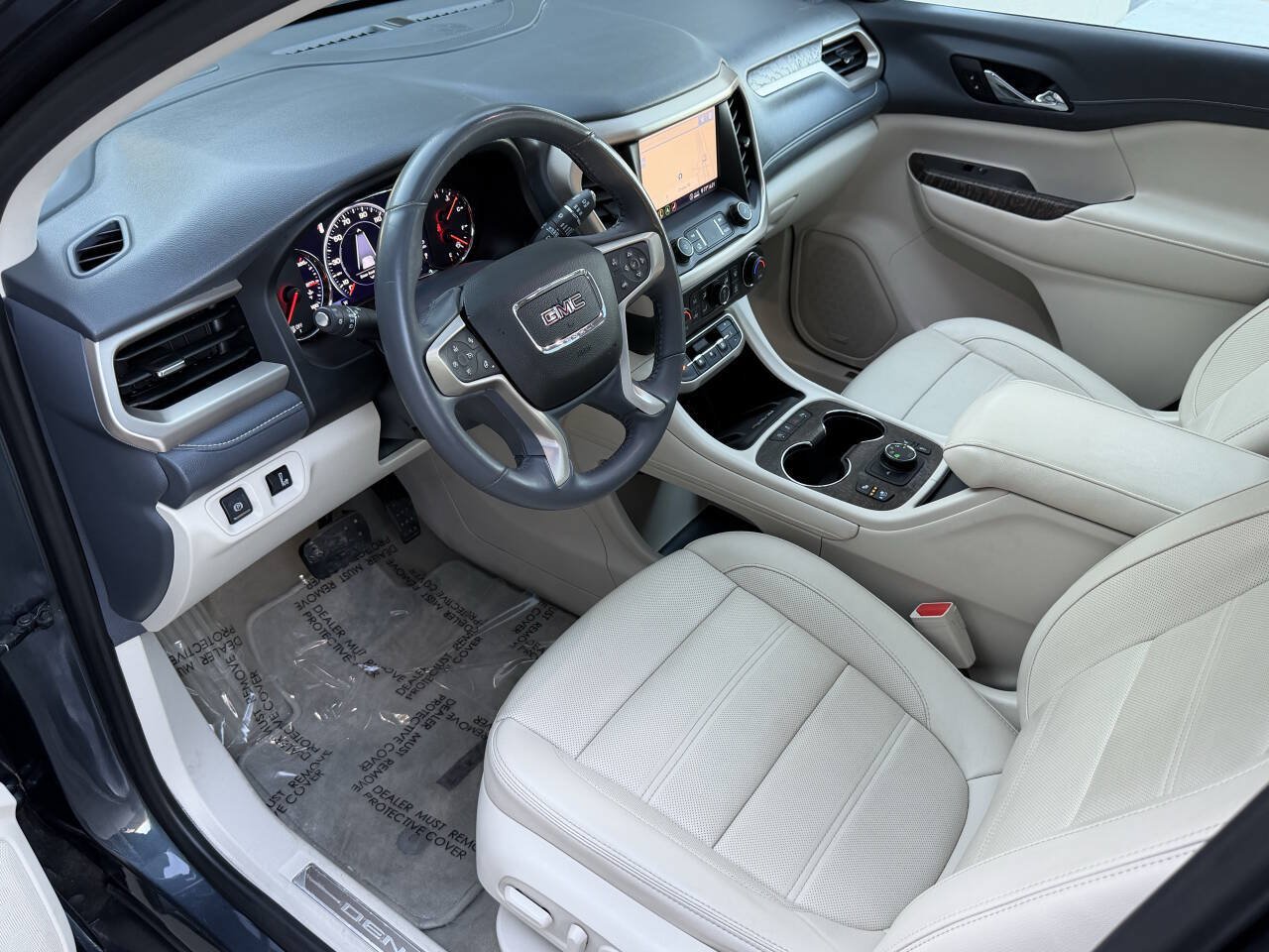 Used 2020 GMC Acadia Denali w/ Trailering Package AWD/4WD image 13