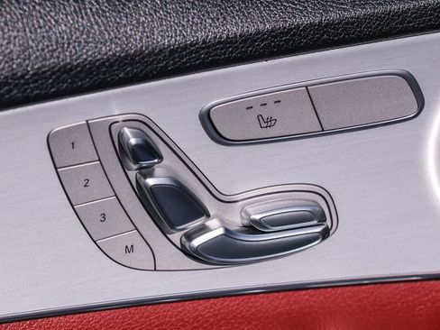 Used 2021 Mercedes-Benz C 300 Sedan image 25