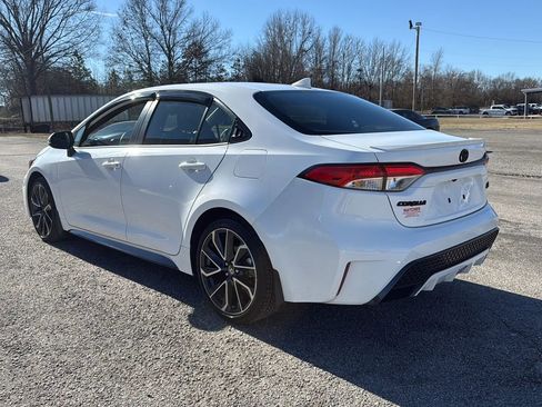 Used 2022 Toyota Corolla SE FWD image 3