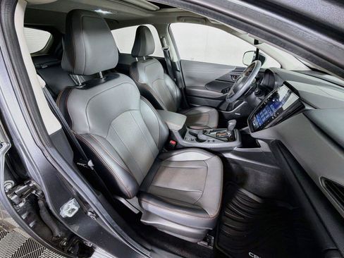 Used 2024 Subaru Crosstrek 2.5i Limited w/ Crosstrek Mirror Package AWD/4WD image 30