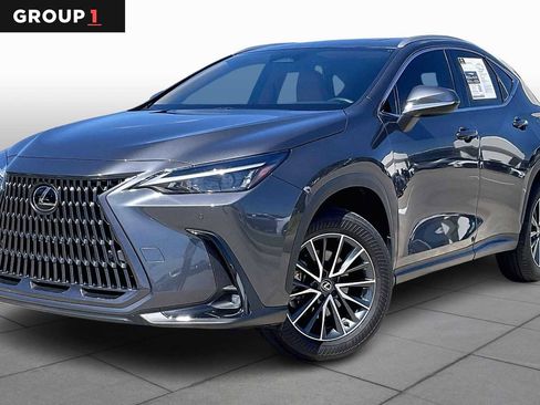 Used 2025 Lexus NX 250 FWD w/ Accessory Package (2T) image 1