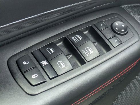 Used 2024 Dodge Durango GT AWD/4WD image 25