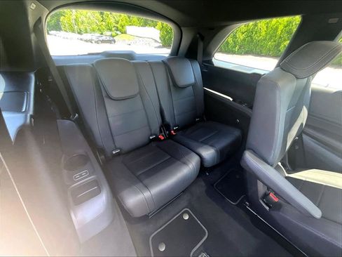 Used 2025 Mercedes-Benz GLS 450 4MATIC image 17