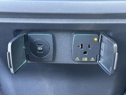 New 2025 Ford F150 XLT w/ Equipment Group 302A MID image 27