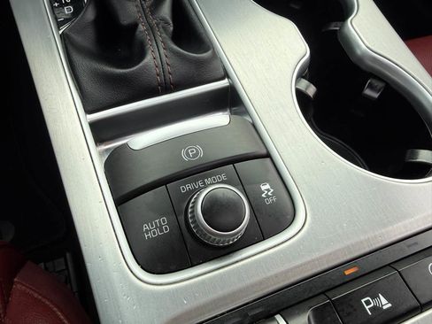 Used 2019 Kia Stinger GT1 image 24