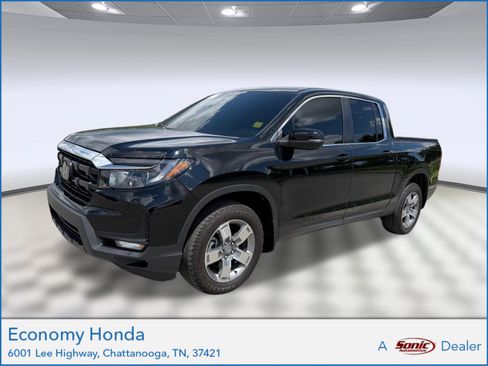 Certified 2025 Honda Ridgeline RTL image 1