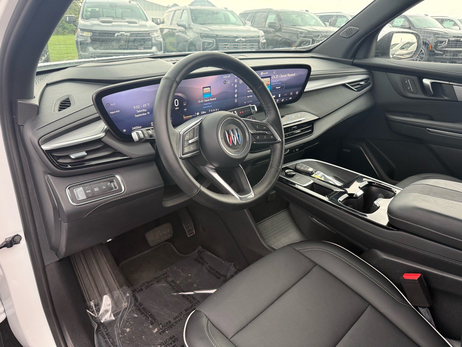 Used 2026 Buick Enclave Preferred w/ Power Package FWD image 11
