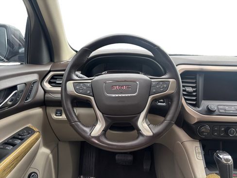 Used 2019 GMC Acadia Denali w/ Technology Package image 12