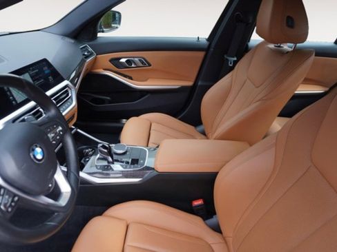 Used 2022 BMW 330i xDrive Sedan w/ Driving Assistance Package image 15