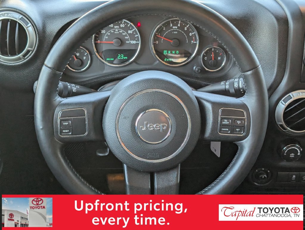 Used 2018 Jeep Wrangler Unlimited Sahara AWD/4WD image 14