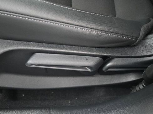 Used 2025 Honda Civic Sport image 26