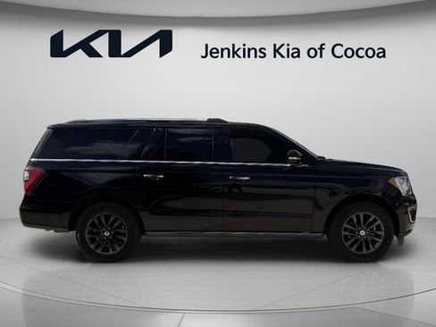 Used 2021 Ford Expedition Max Limited AWD/4WD image 2
