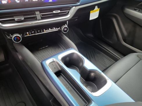 New 2026 Chevrolet Equinox EV LT image 34