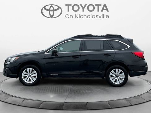 Used 2018 Subaru Outback 2.5i image 3