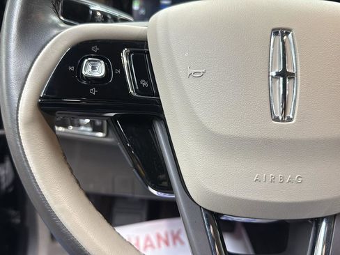 Used 2023 Lincoln Corsair Reserve w/ Equipment Group 201A image 17