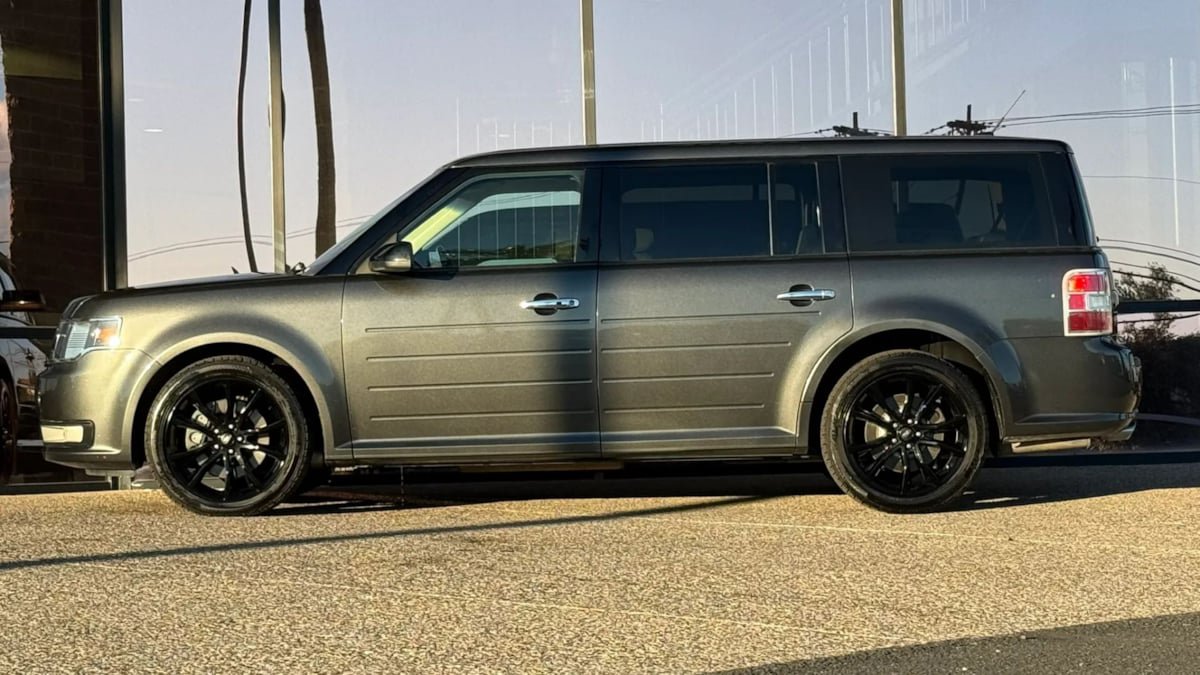 Used 2018 Ford Flex SEL w/ Equipment Group 202A FWD image 5