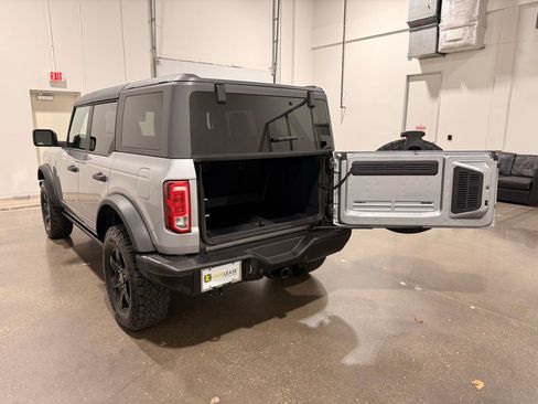 Used 2024 Ford Bronco Black Diamond image 9