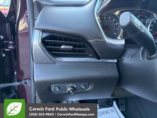 Used 2019 Chevrolet Traverse LT w/ LPO, Blackout Package AWD/4WD image 14