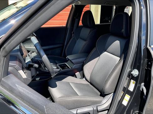 Used 2025 Mitsubishi Outlander ES AWD/4WD image 24
