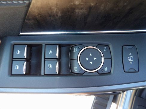 Used 2024 Ford F250 Lariat w/ Lariat Ultimate Package image 12