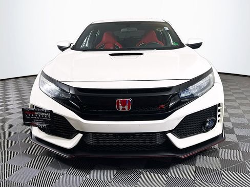 Used 2017 Honda Civic Type R image 2