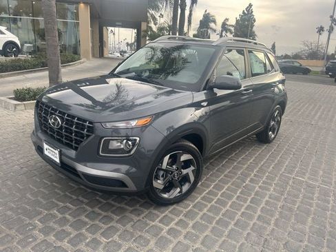 New 2026 Hyundai Venue SEL image 2