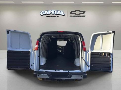 New 2026 Chevrolet Express 3500 Extended w/ Driver Convenience Package RWD image 7