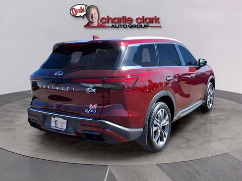 Used 2024 INFINITI QX60 Luxe w/ Vision Package image 5