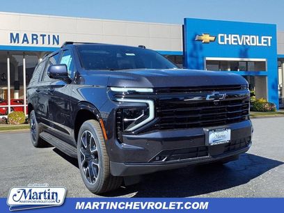 New 2025 Chevrolet Suburban RST w/ Comfort Package