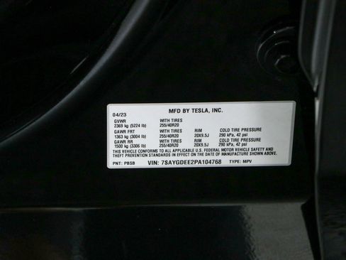 Used 2023 Tesla Model Y Long Range AWD/4WD image 27