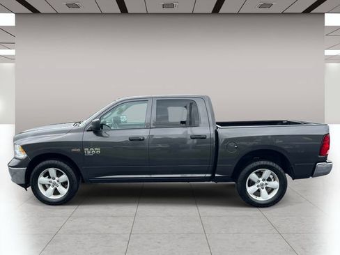Used 2023 RAM 1500 Classic SLT AWD/4WD image 8