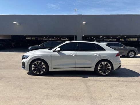 New 2026 Audi Q8 Premium Plus image 9