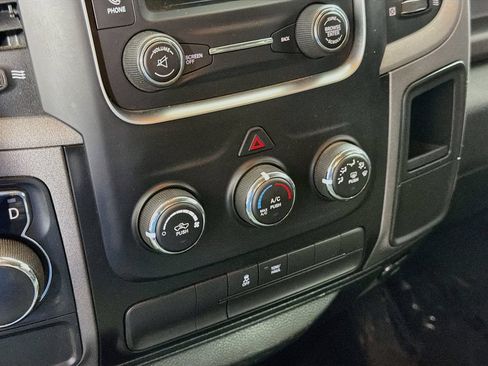 Used 2018 RAM 1500 Express RWD image 16