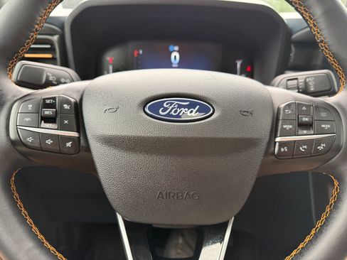 Used 2025 Ford Maverick Tremor AWD/4WD image 25